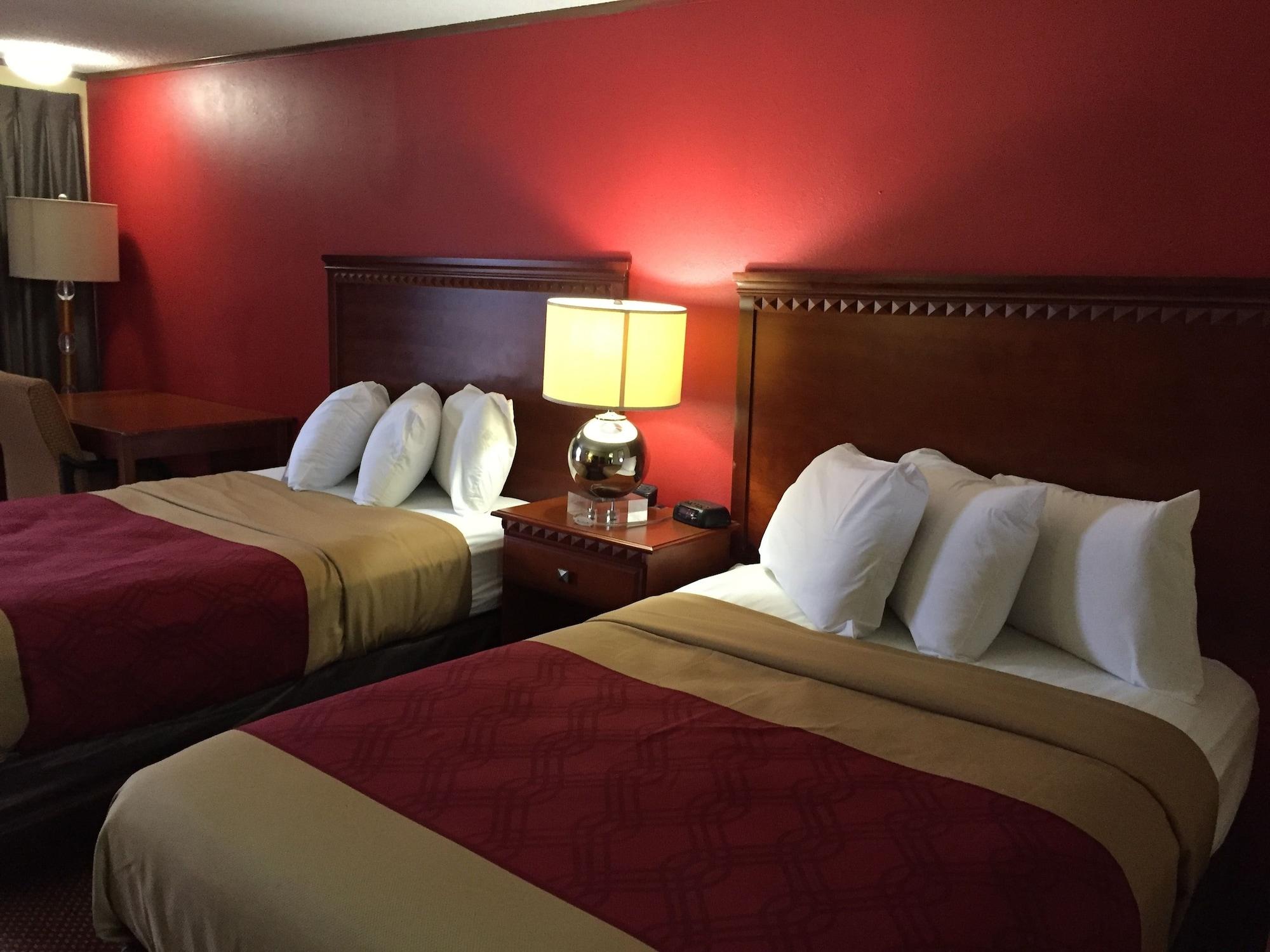 Econo Lodge Norwalk Ngoại thất bức ảnh