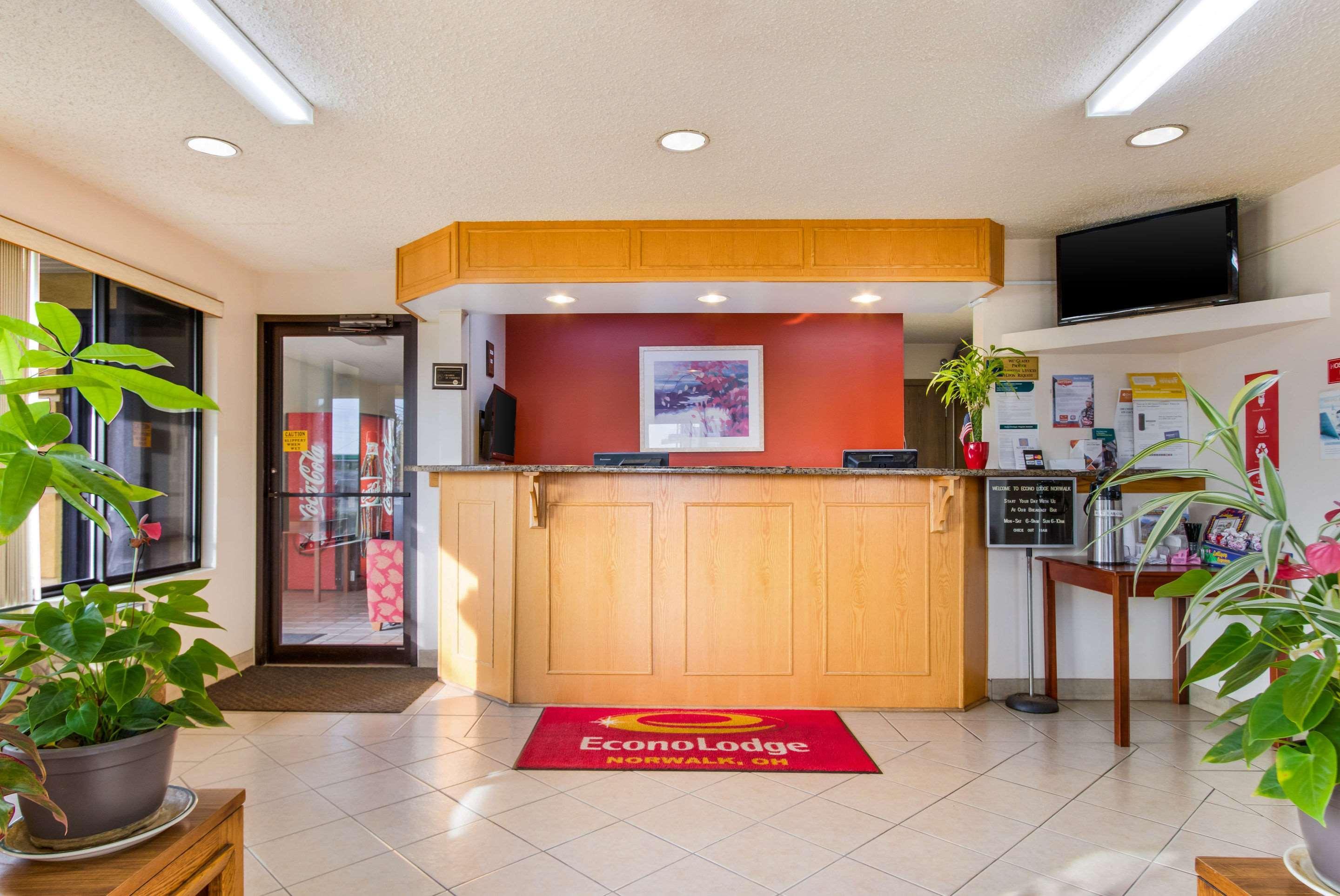Econo Lodge Norwalk Ngoại thất bức ảnh