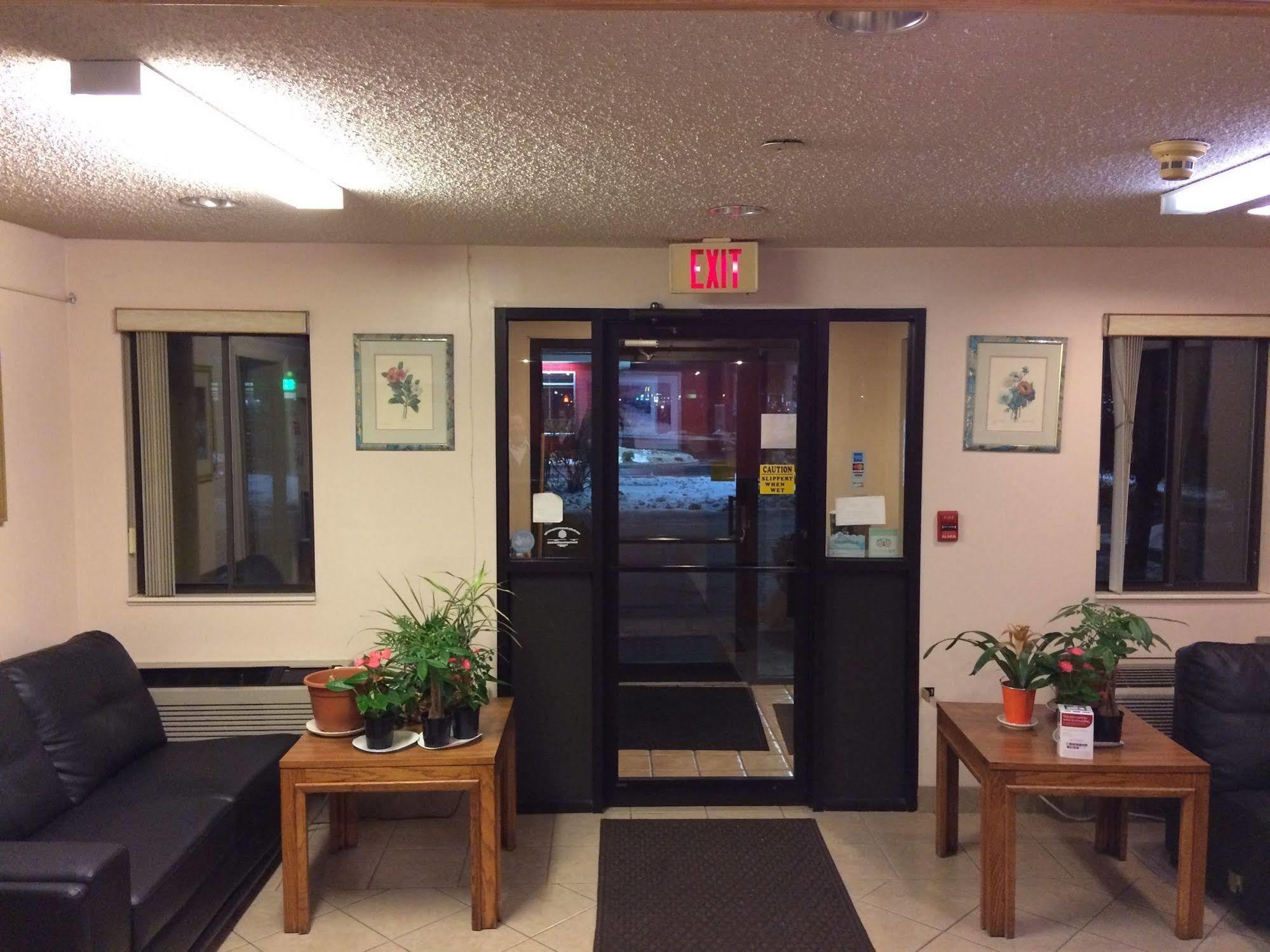 Econo Lodge Norwalk Ngoại thất bức ảnh