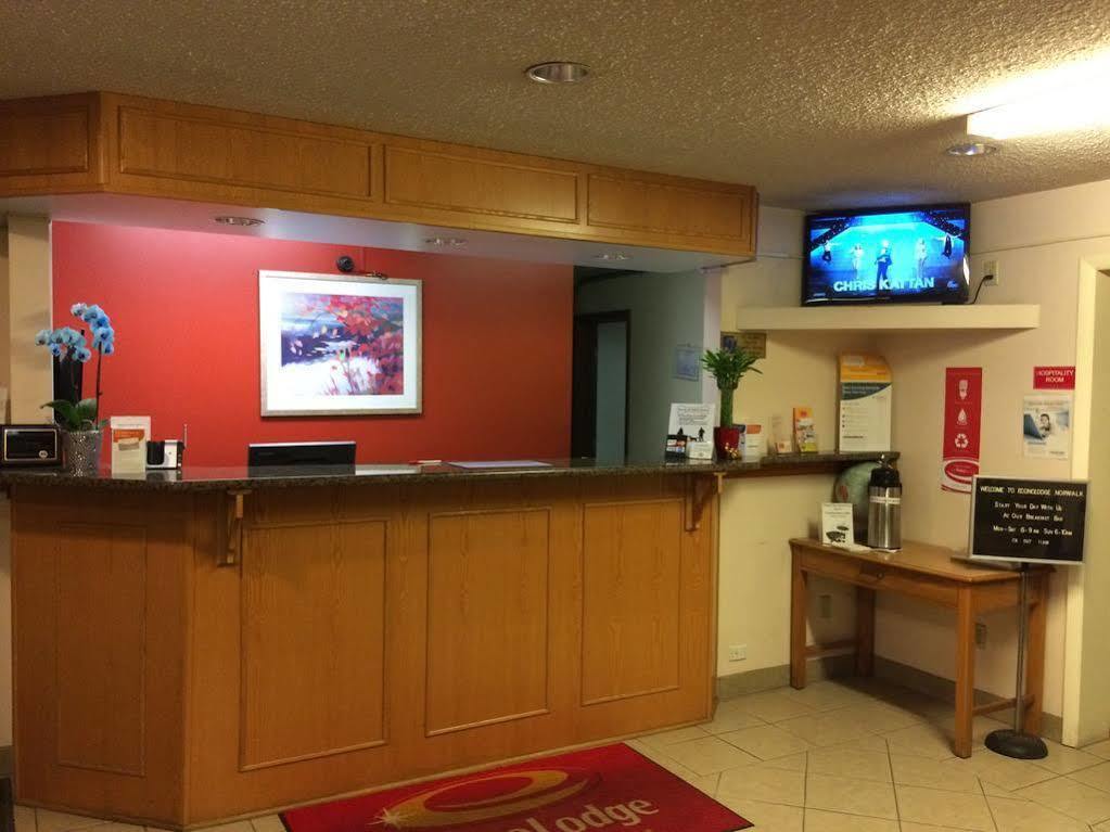 Econo Lodge Norwalk Ngoại thất bức ảnh