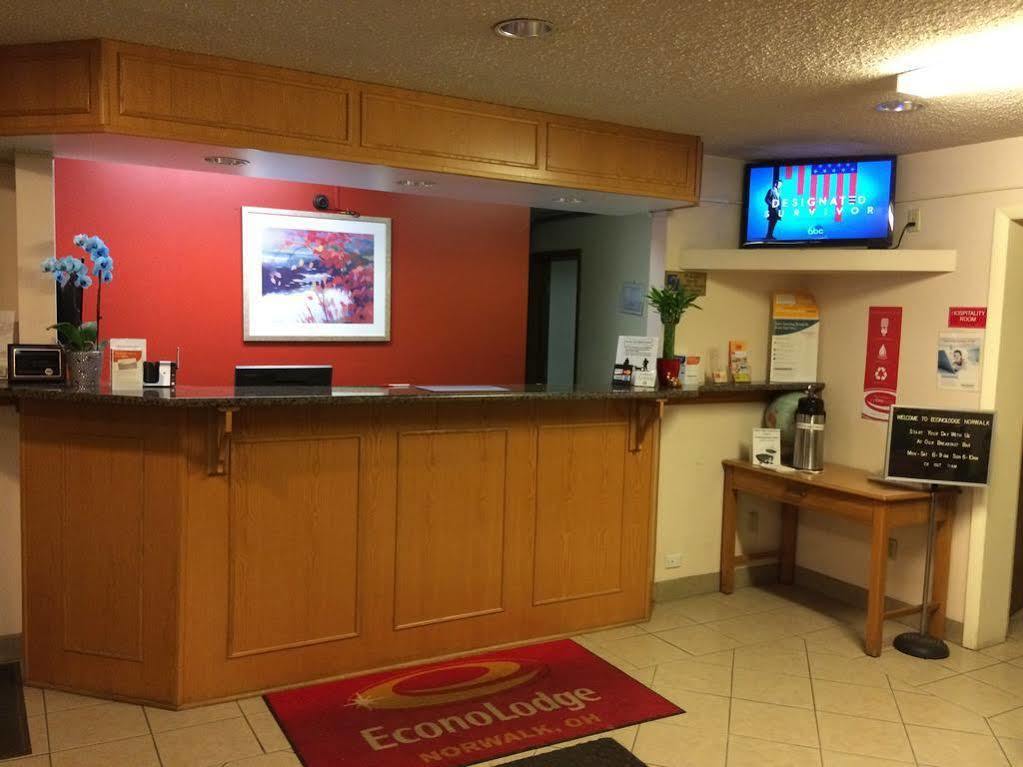 Econo Lodge Norwalk Ngoại thất bức ảnh