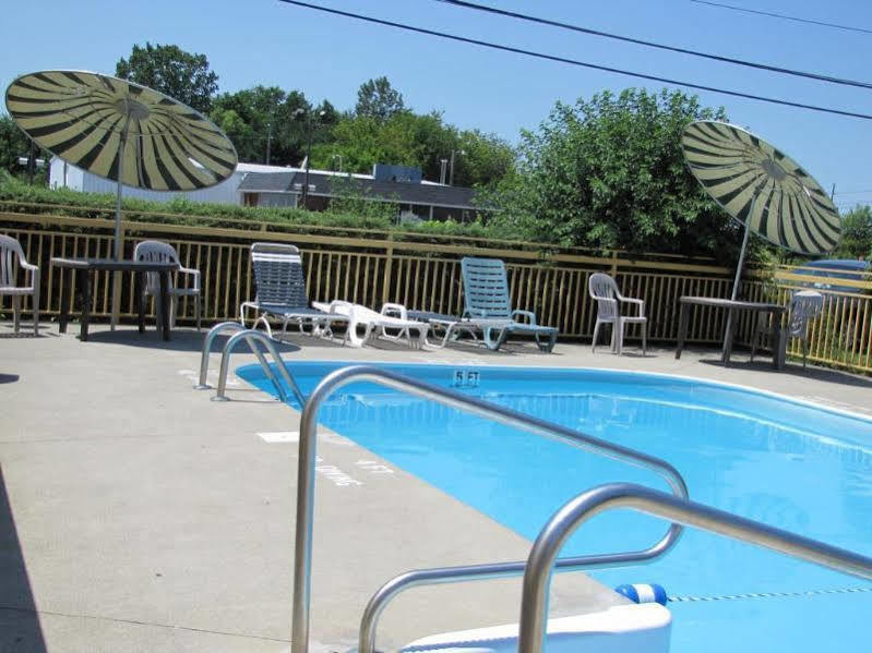 Econo Lodge Norwalk Ngoại thất bức ảnh